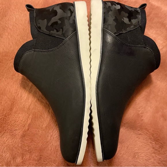 Life Stride 2.0 Sneakers - Picture 5 of 9